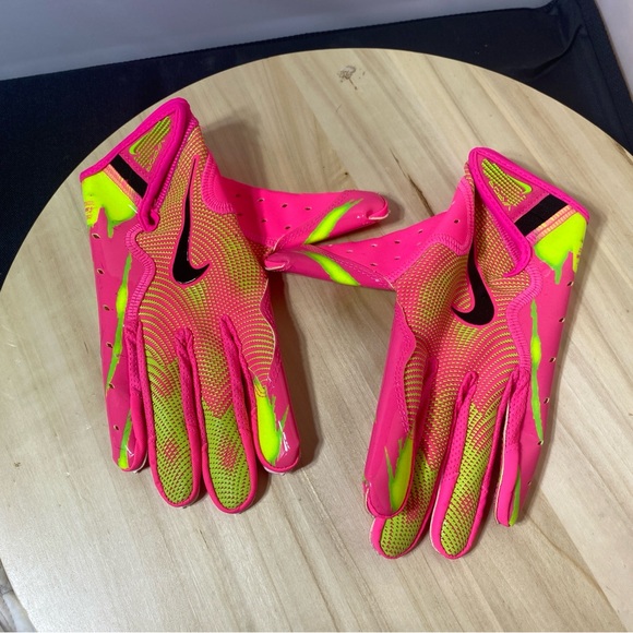 Nike Vapor Jet 8.0 Adult Football Gloves Pink Small NWOT - Picture 1 of 3